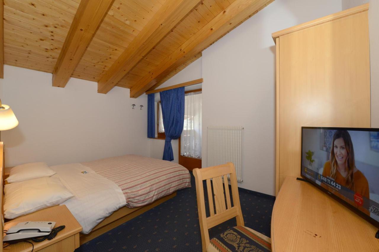 Hotel Sole Passo del Tonale Eksteriør bilde