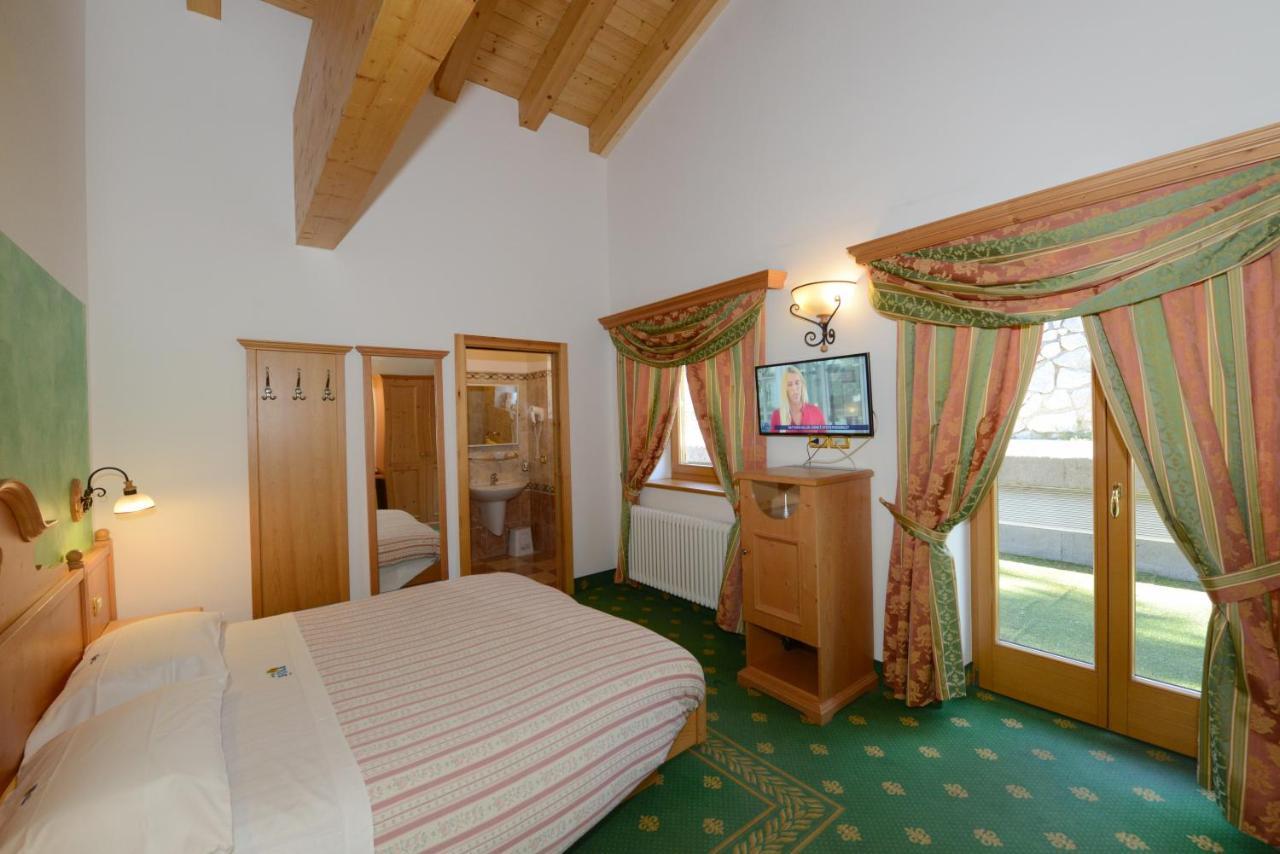 Hotel Sole Passo del Tonale Eksteriør bilde