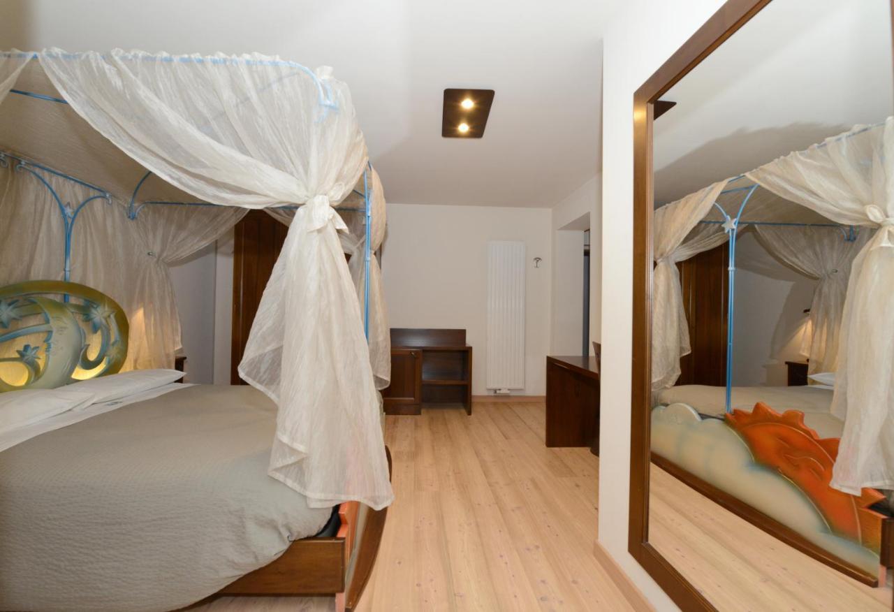 Hotel Sole Passo del Tonale Eksteriør bilde