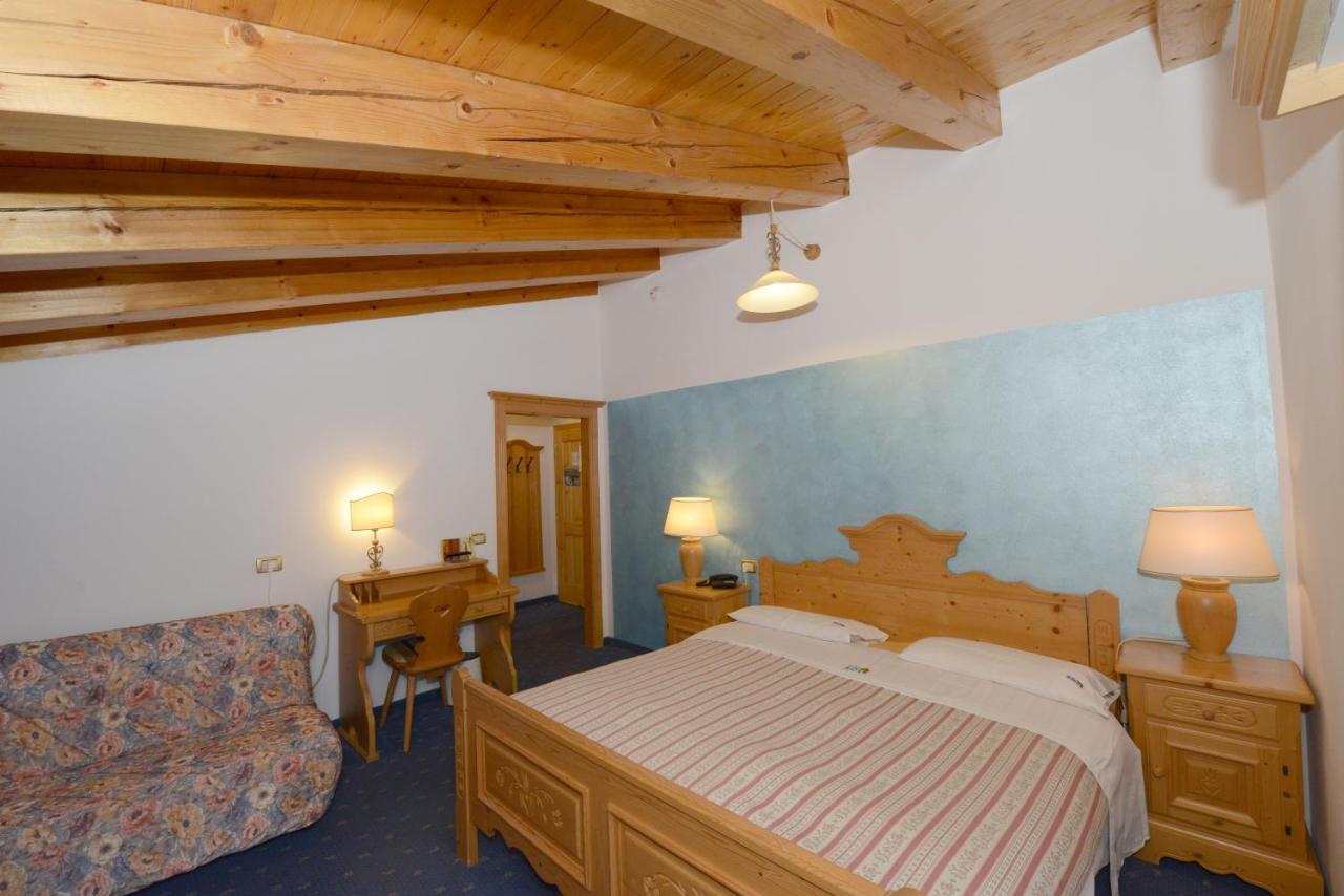 Hotel Sole Passo del Tonale Eksteriør bilde