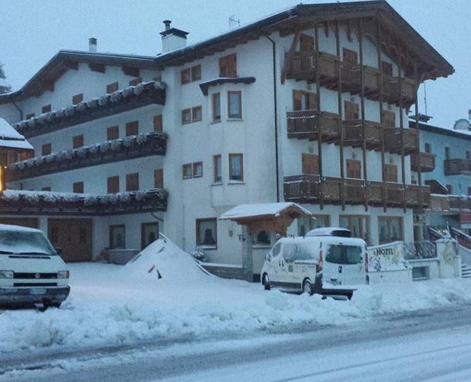 Hotel Sole Passo del Tonale Eksteriør bilde