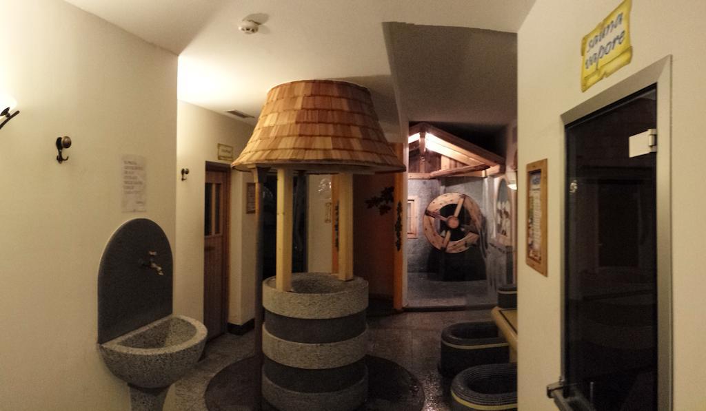 Hotel Sole Passo del Tonale Eksteriør bilde